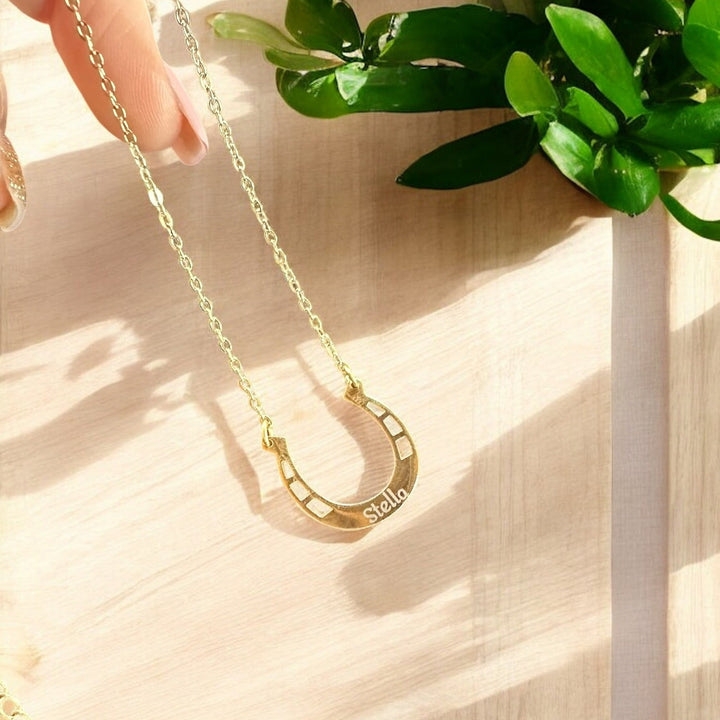 Horseshoe Necklace